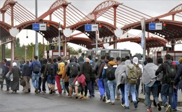 Frontex: Újra többen jönnek az Európába tartó főbb migrációs útvonalakon