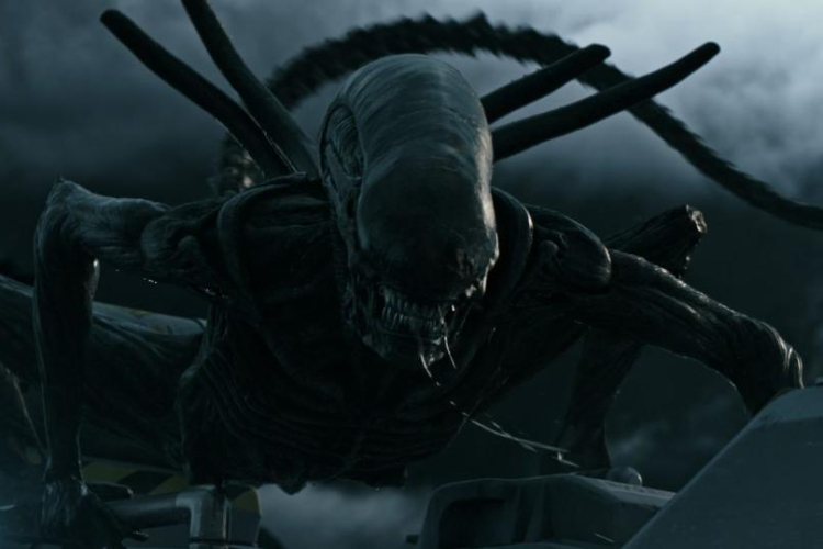 Hollywoodi sztárok is felfigyeltek egy középiskolás Alien-előadásra - VIDEÓVAL