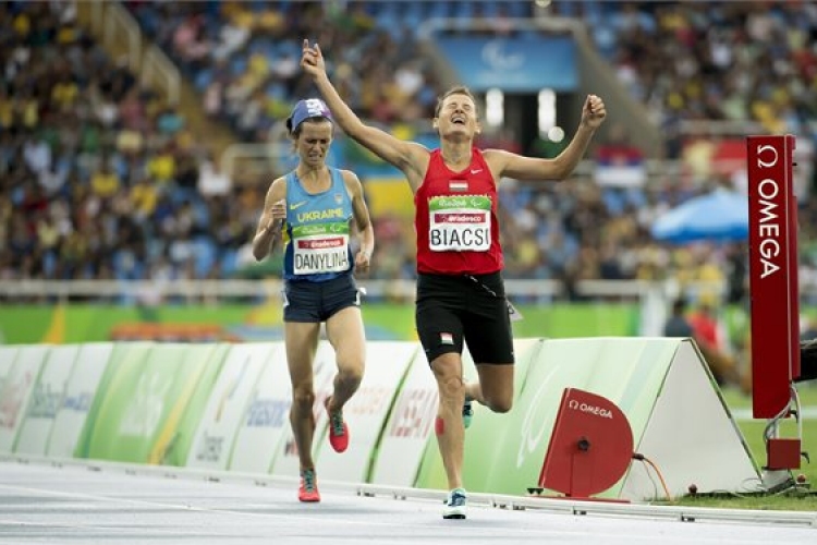 Paralimpia 2016 - Biacsi Ilona ezüstérmes, testvére ötödik 1500 méteren